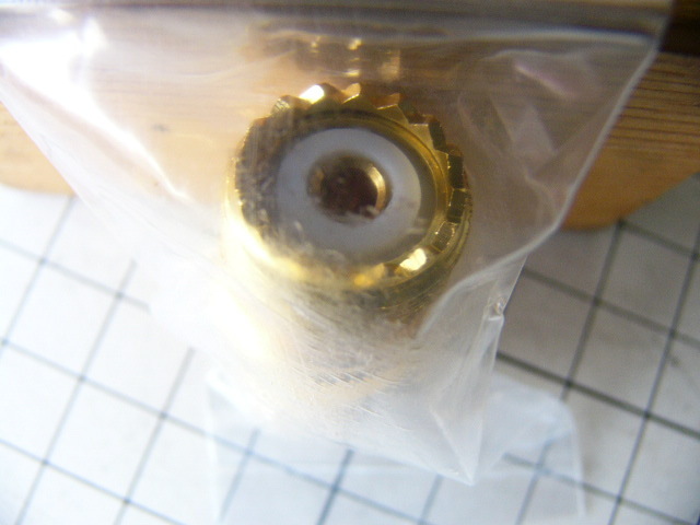 東洋コネクター　金メッキ　変換コネクター　ＢＮＣ‐Ｐ/Ｍ‐Ｊ　未使用品_画像2