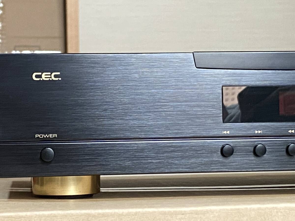 日本製ベルトドライブ方式CDトランスポート CEC TL-5100 ベルト交換済みの極上美品！さらに純正ベルト予備付属