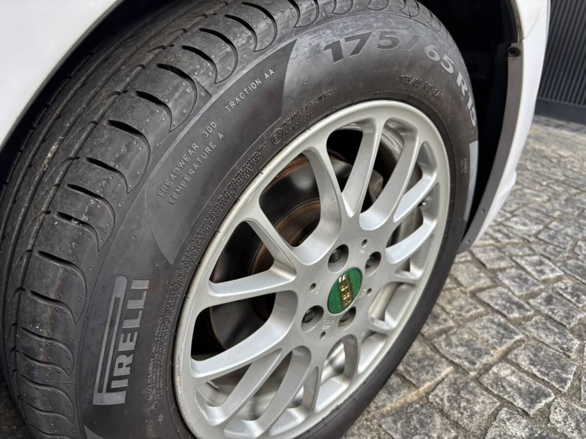 ホンダ インサイトZE2 ワンオーナー ピレリタイヤほぼ新品 當(dāng)分このまま乗れます できれば直接取引希望 950登録済トレーラーけん引可