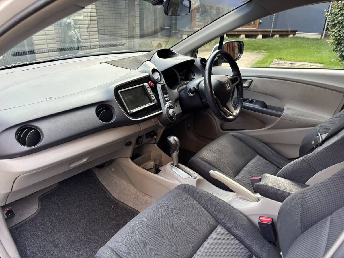 ホンダ インサイトZE2 ワンオーナー ピレリタイヤほぼ新品 當(dāng)分このまま乗れます できれば直接取引希望 950登録済トレーラーけん引可