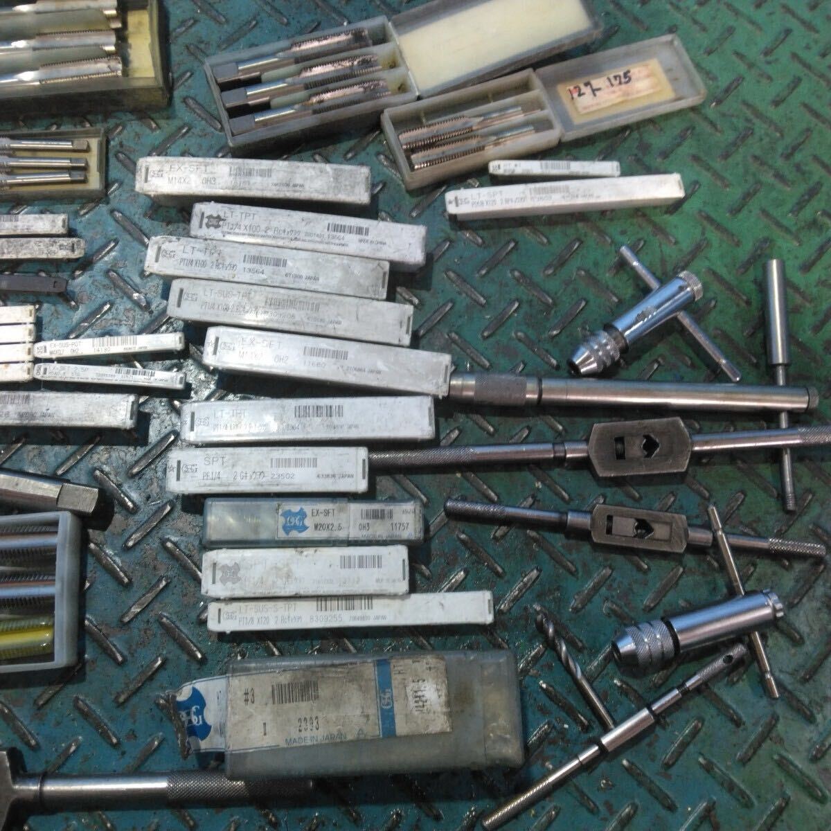 u1612 ответвление ( самый маленький M3 максимальный 42)* руль комплект [ нет выбор другой ] вставка ответвление, газ ответвление есть примерно 4kg минут * фотография судить пожалуйста 