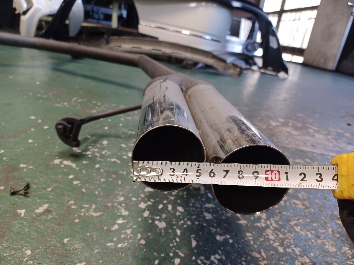 338101★GRX130/マークＸ 【メーカー不明】リア マフラー★左右出し★ワンオフ品★エンジン型式 4GR-FSE★棚落ち無し★