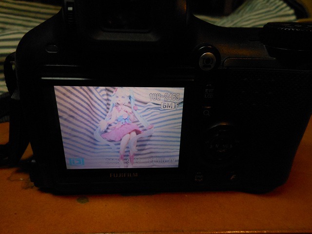 デジタルカメラ　富士フィルム　finepixs6000fd 　レンズ28～300　中古品