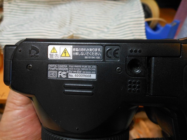 デジタルカメラ　富士フィルム　finepixs6000fd 　レンズ28～300　中古品