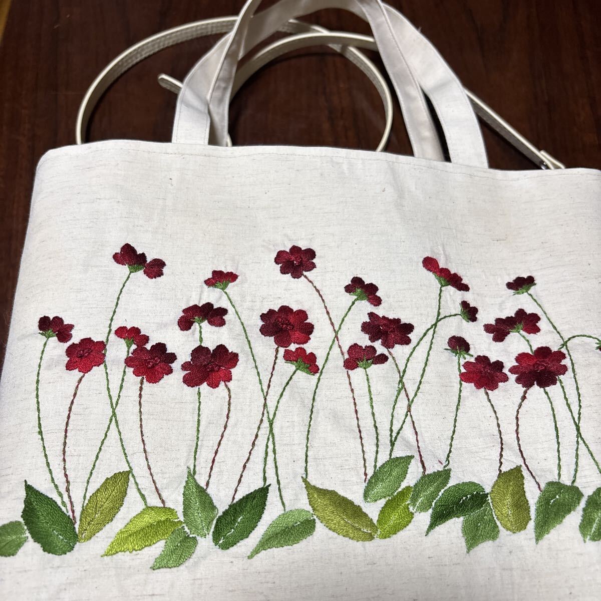 ハンドメイド手刺繍2way A4さいずチョコレートコスモスショルダーバッグ