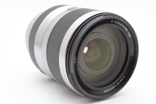 * прекрасный товар возвращенный товар гарантия * SONY Sony E 18-200mm F3.5-6.3 OSS серебряный SEL18200 E крепление сторона влагостойкий шкаф управление #M503