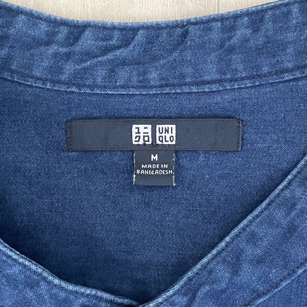 【UNIQLO】ユニクロ バンドカラーデニムシャツ ネイビーブルー 紺色 M メンズ 長袖 カジュアル ベーシック アメカジ ストリート 匿名配送_画像8