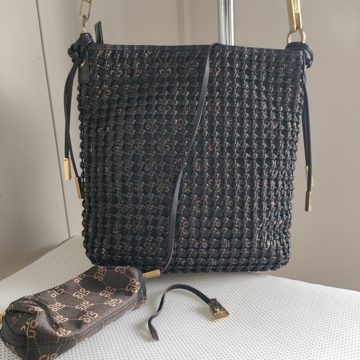 美品 COBO ショルダーバッグ(ダークブラウン)