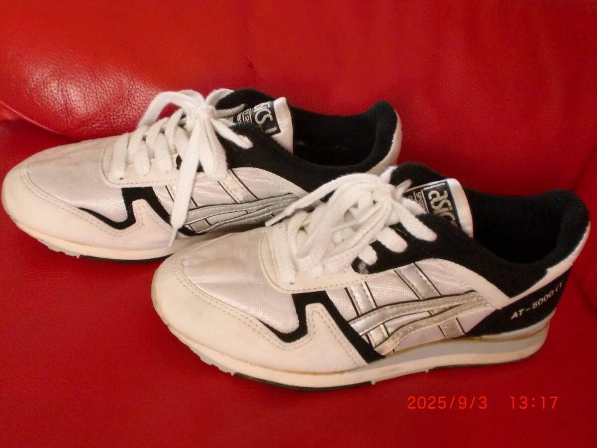 asics24.5cmゲル入り　ランニング　ウォーキング　普段履き兼用　ネット洗濯天日干し　キッズ兼用_画像1