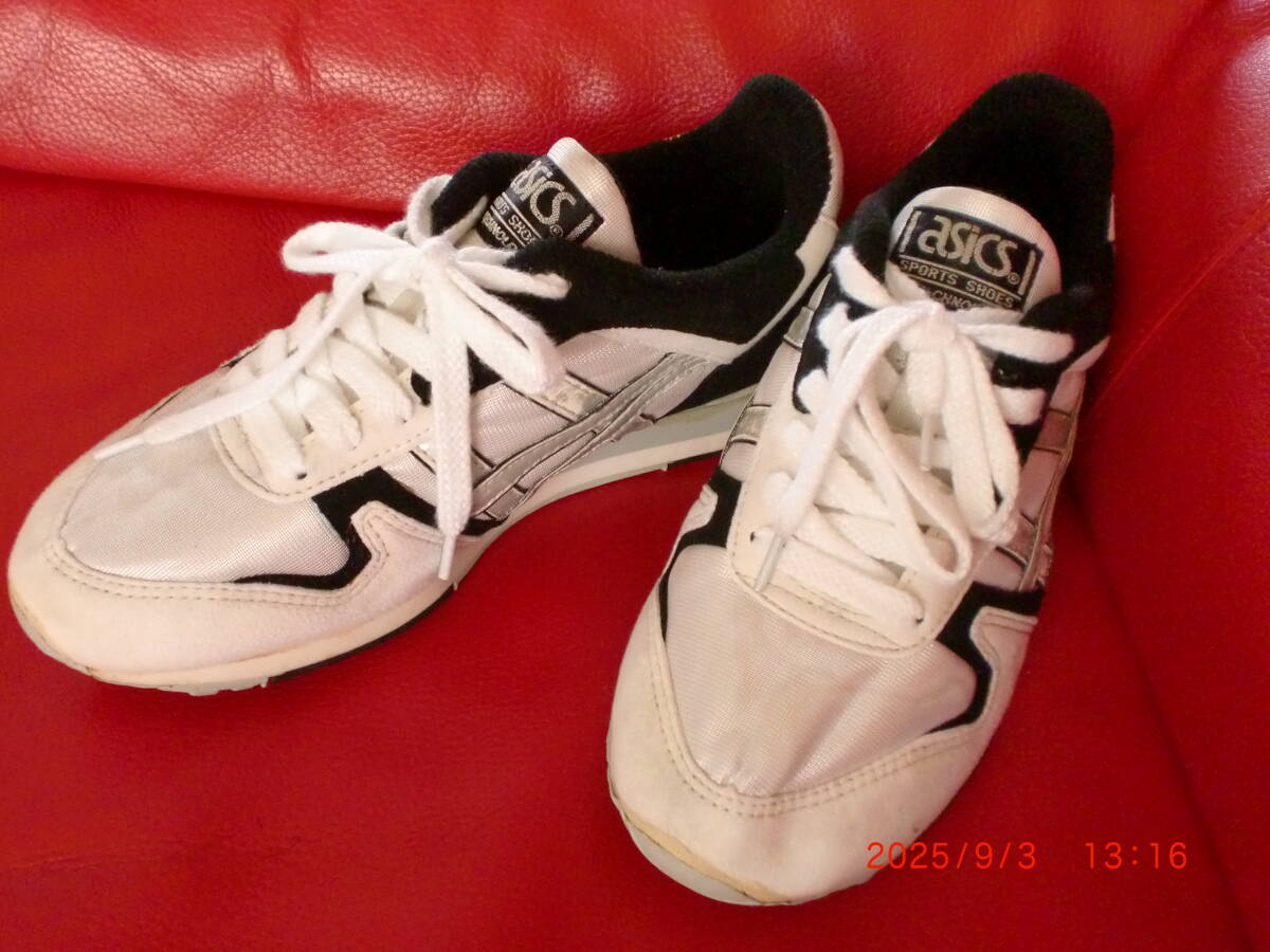 asics24.5cmゲル入り　ランニング　ウォーキング　普段履き兼用　ネット洗濯天日干し　キッズ兼用_画像4