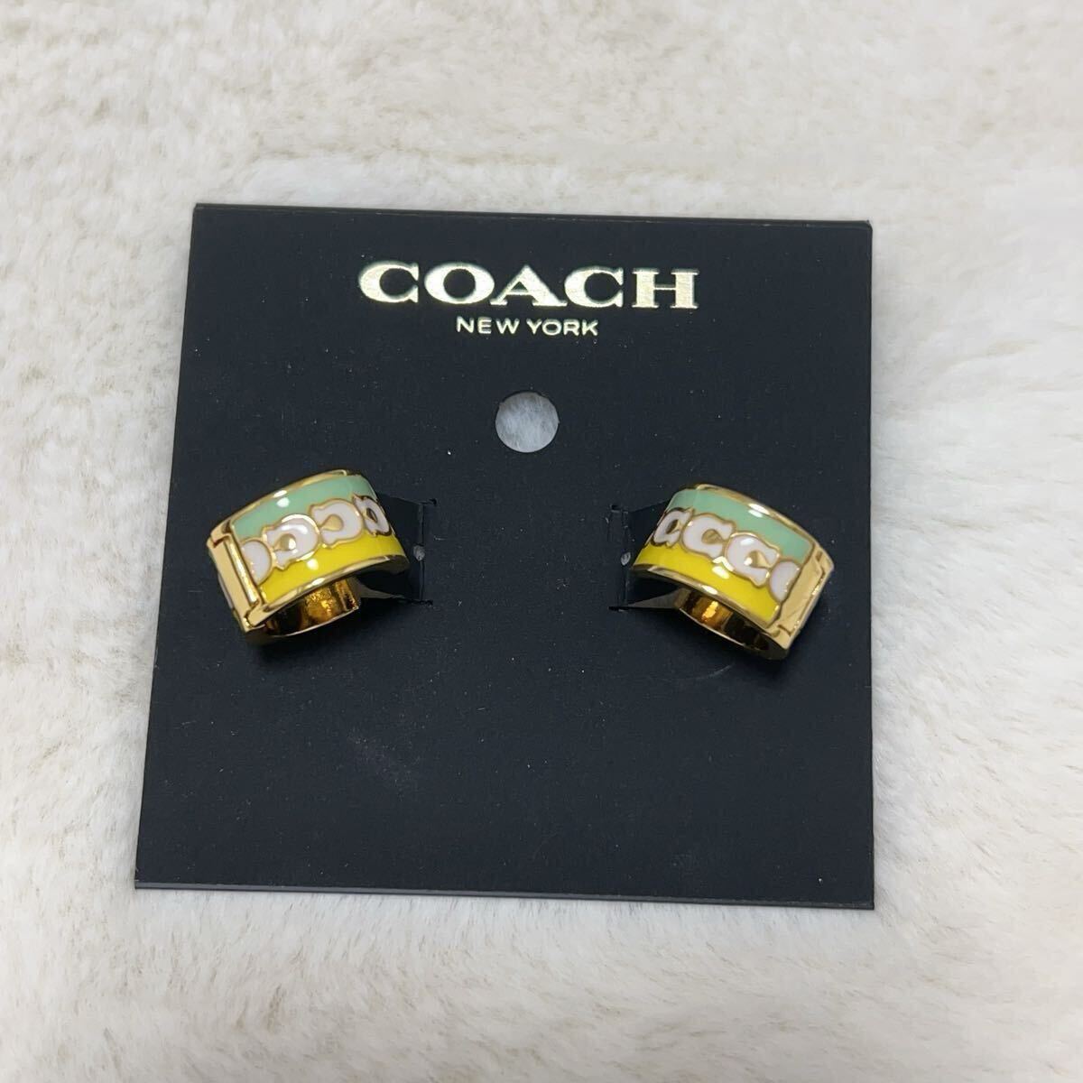 新品未使用　COACH コーチ　シグネチャー エナメル フープ　ピアス　イエローxミントグリーン_画像1