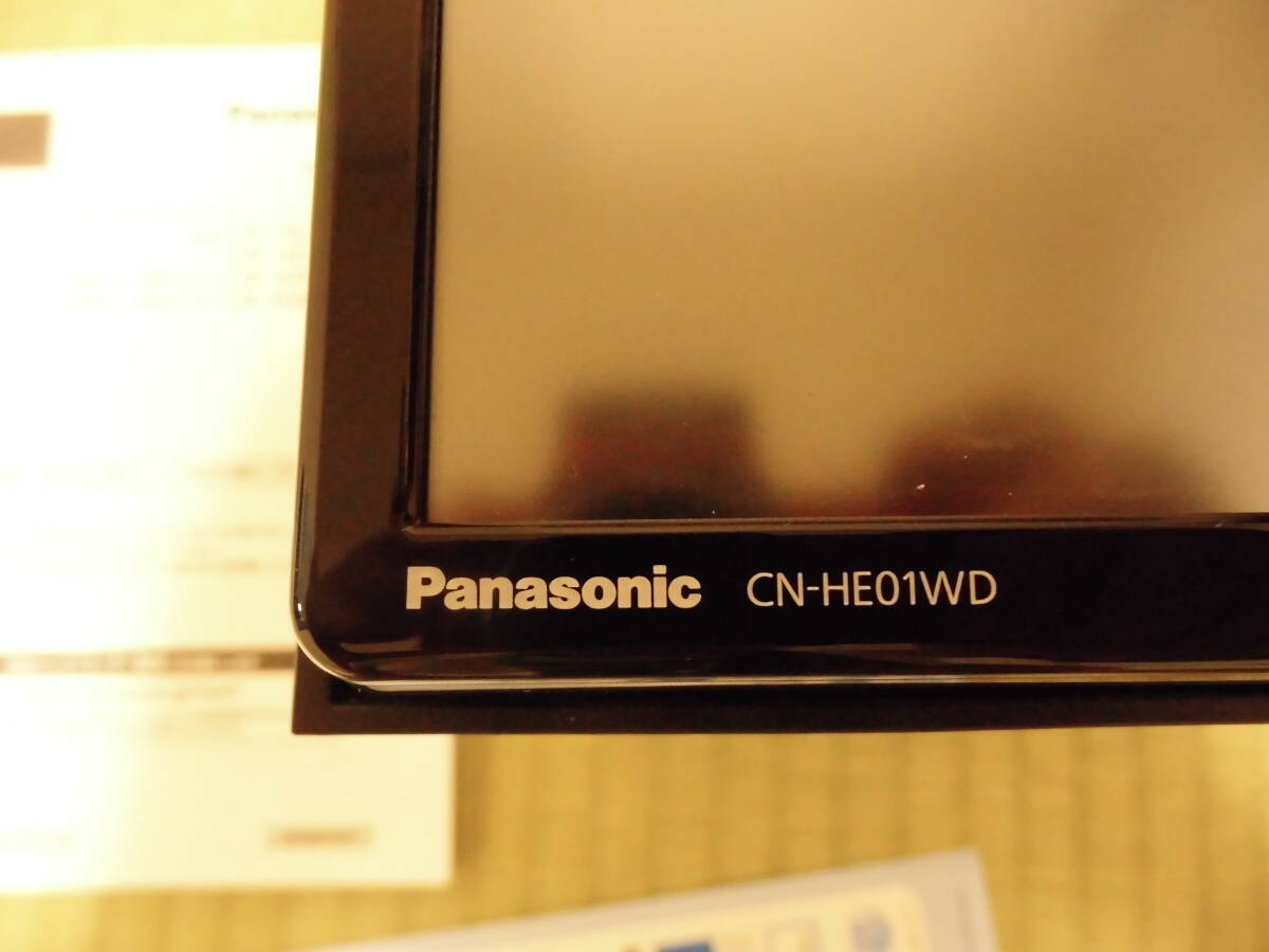 パナソニック　panasonic　ストラーダ　CN-HE01WD 2021年地図　