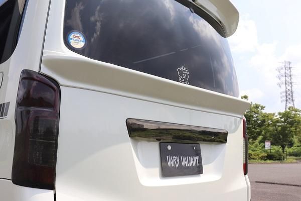 ガレージベリー NV350キャラバン E26 ゲートスポイラー FRP 31-0018 GARAGE VARY カスタムパーツ_画像2