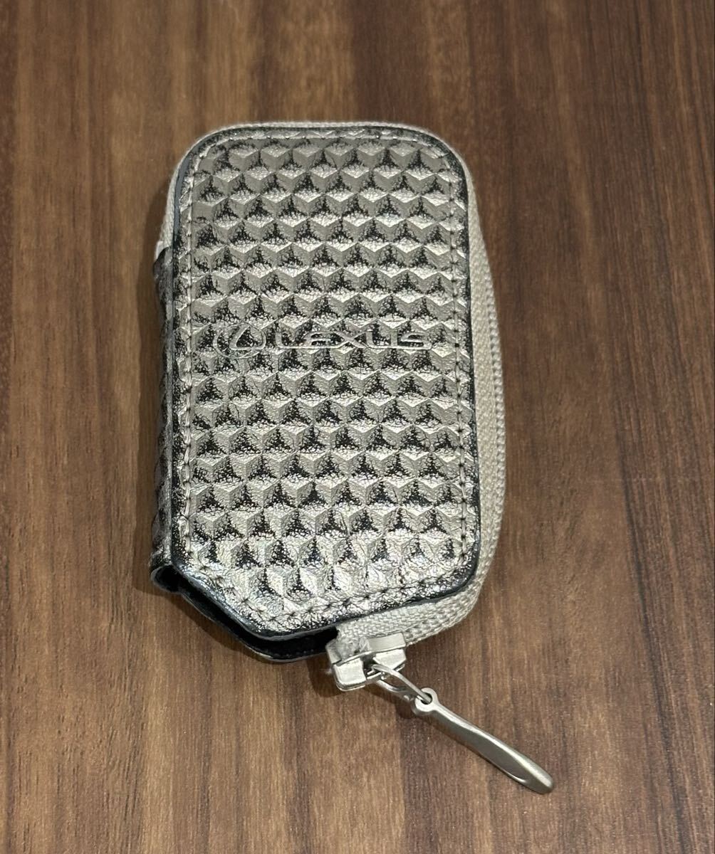 レクサスコレクション 純正スマートキーケース ヘキサゴン シルバー_画像1