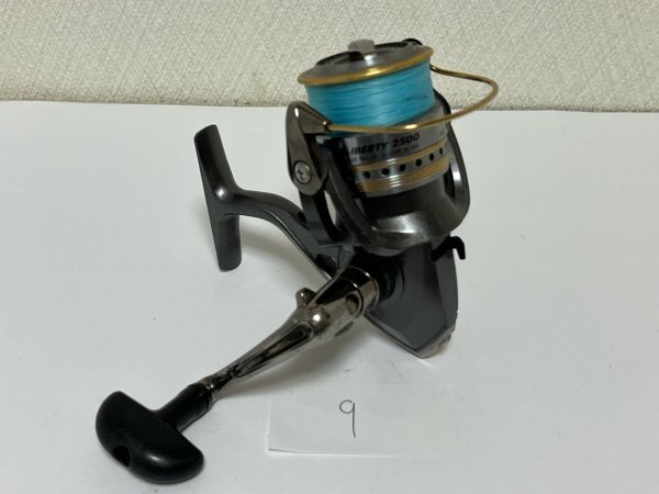 スピニングリール ダイワ リバティー2500 SAKA9