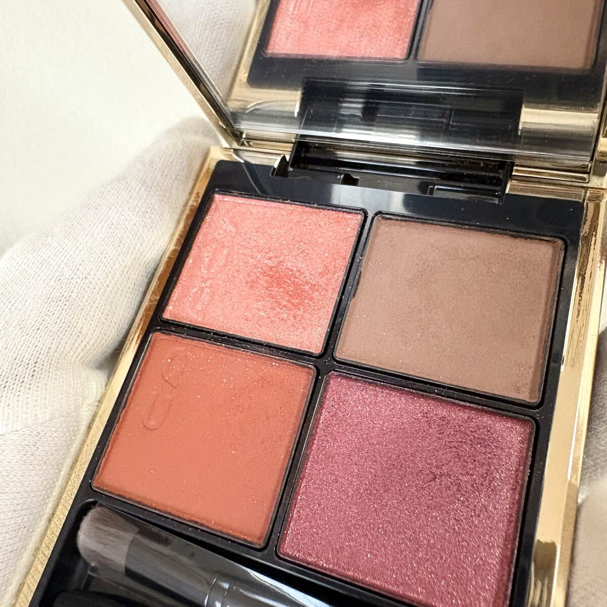 SUQQU スック シグニチャーカラーアイズ2點(diǎn)セット 國內(nèi)正規(guī)品 13 爛漫染 RANMANZOME 14 夕琥箔 YUUKOHAKU アイシャドウ チップブラシ未使用