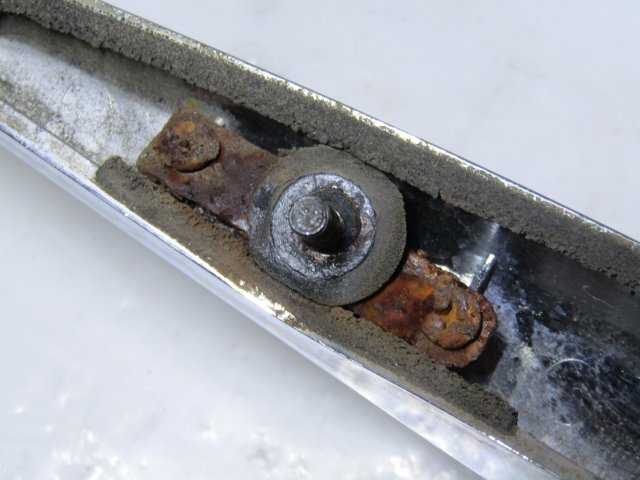 [87P+EE1] Nissan March K11 металлизированный задний ga-nishu металлизированный задняя дверь молдинг багажник молдинг [90850 0A960]