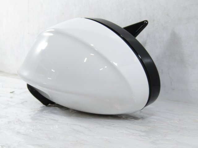 [92Q+EG2] BMW?3シリーズ VR20 320i E91 左サイドミラー ドアミラー 1ケ3ピン 【C0142203】