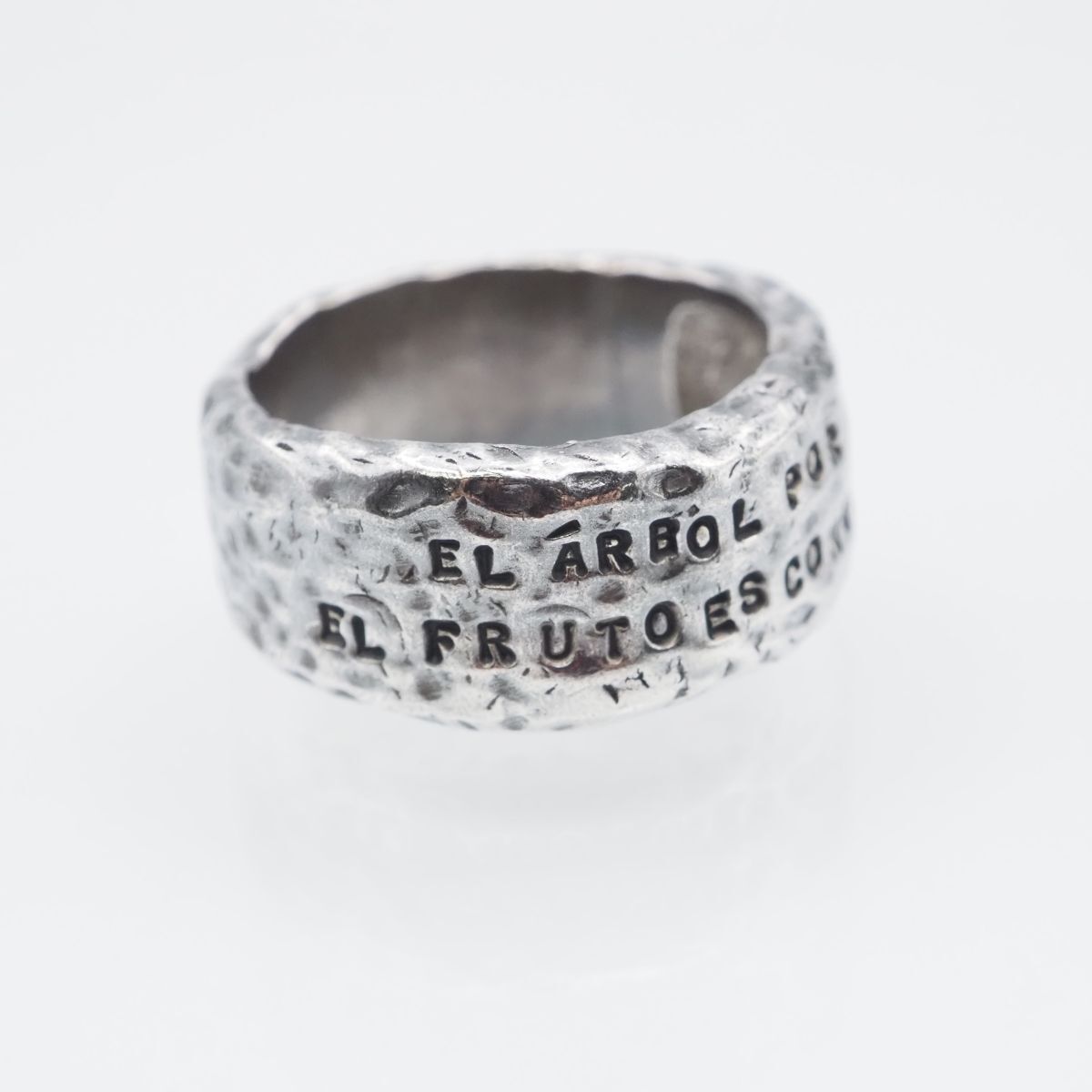 F736 ヴィンテージ UC SILVER刻印 リング メッセージ デザイン シルバー 指輪 13号_画像1