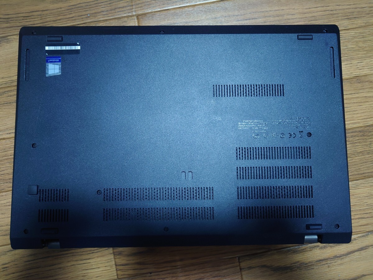 レノボ　T15 10世代　Corei3-10110U SSD無し　BIOS確認(rèn)　ジャンク 