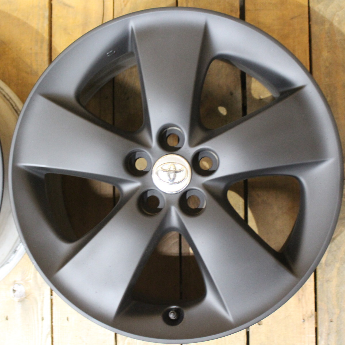 TOYOTA トヨタ 30系 プリウス 純正 マットブラックペイント 17インチ 7J+50 PCD100 アルミホイール 4本SET ウィッシュ アリオン等_画像7