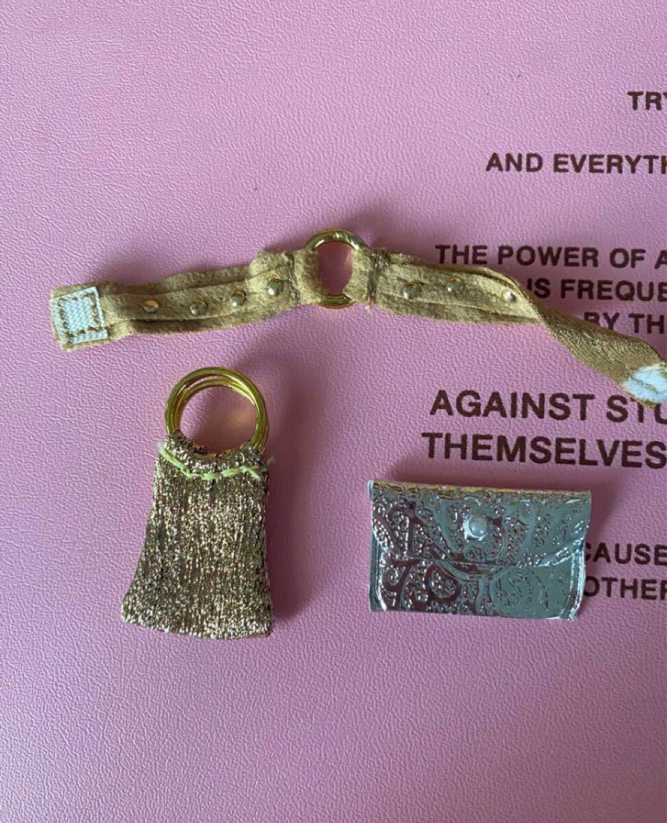 ヴィンテージバービー セット　バービー 小物　バッグ　ベルト　アウトフィット　アンティーク　昭和レトロ　アクセサリー　当時物_画像1