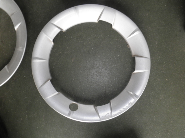 トヨタ純正　２０エスティマ　HV　純正アルミ用リング　４枚セット　１５インチ　キズ有り_画像3