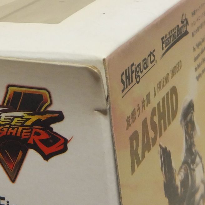 即決 新品未開封 S.H.Figuarts ラシード ストリートファイターV STREET FIGHTER No.04 S.H.フィギュアーツ 可動 フィギュア バンダイ ストV_画像7
