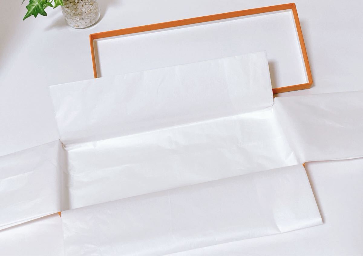 エルメス「HERMES」長財布用空箱・ミニ封筒 現行 (6097) 正規品 付属品 オレンジ色 薄型長財布箱 ハンカチやミニスカーフにも わけあり_画像4