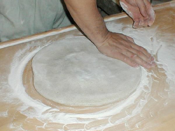 最高級(jí)打ち粉 900g (そば粉100％) 花粉【メール便対応】