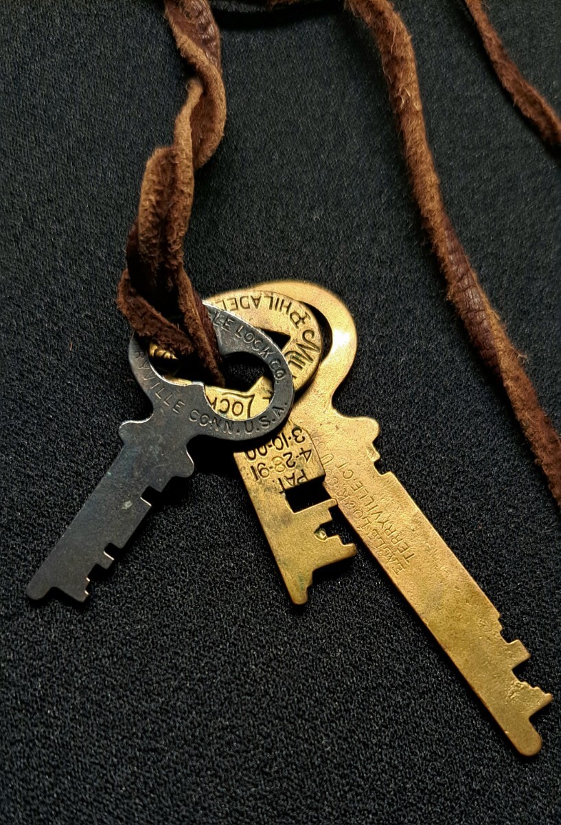 アティース　キーチャーム ネックレス　atease key necklace relax ゴローズ_画像1