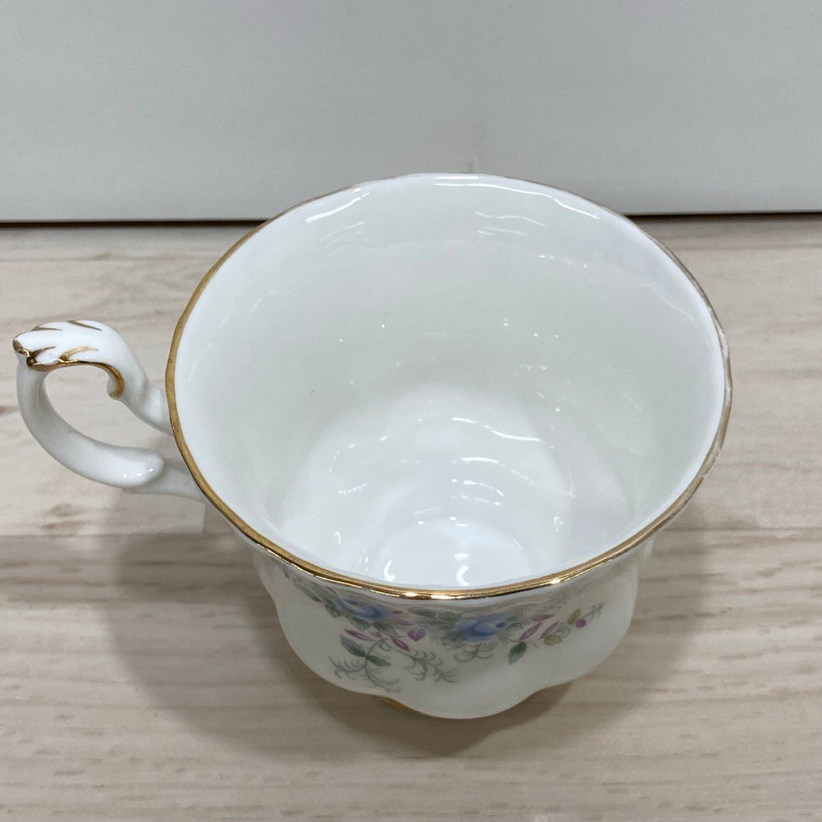 ROYAL ALBERT Blue Blossom カップ&ソーサー 2点セット[E0055]_画像3