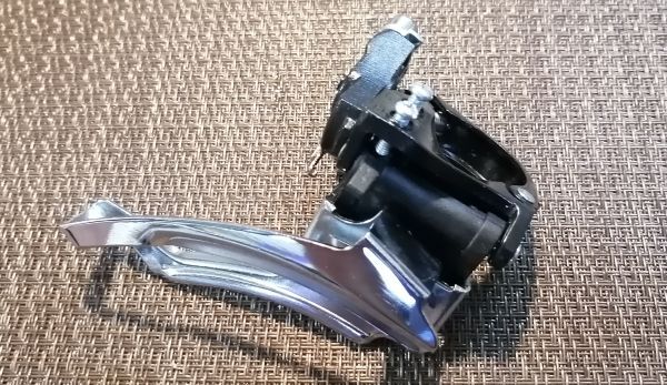 ◆新品◆SR SUNTOUR　フロントディレーラー　サンツアー　MTB