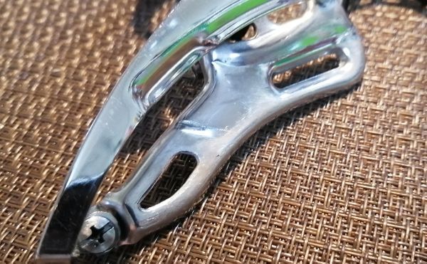 ◆美品◆Shimano　DeoreXT　FD-M737　フロントディレーラー　3サイズ対応