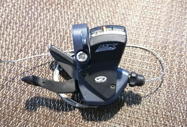 ◆超美品◆Shimano　DeoreLX　SL-M570　リアシフトレバー（フロントは無料で…）