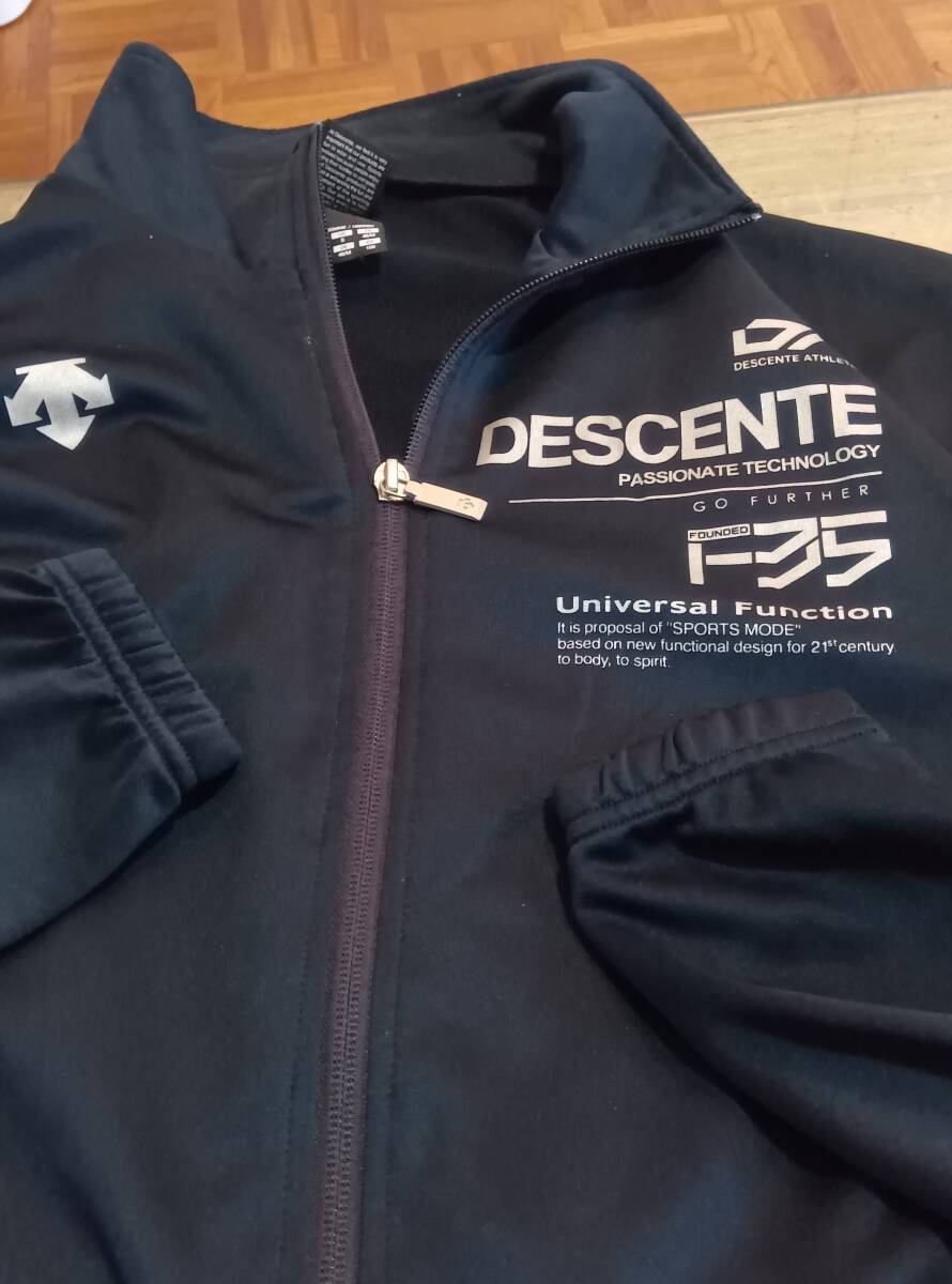 ※L★ DESCENTE/デサント★フルジップトラックジャケット★濃紺★used●送料無料● 