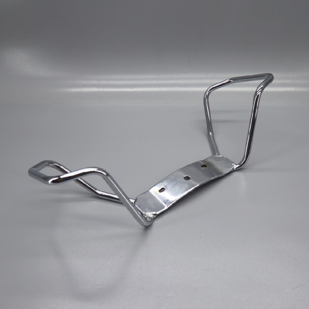 ハーレー 不明 純正？ グラブバー グラブレール タンデムグリップ (ツーリング 等)　250822BD0687