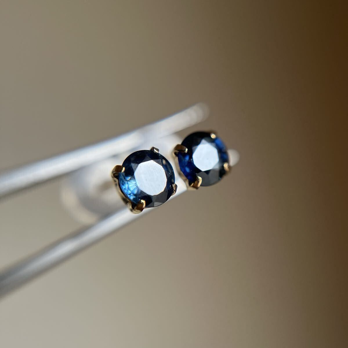 K18YG 天然石サファイア　ピアス ラウンド sapphire 18金_画像4