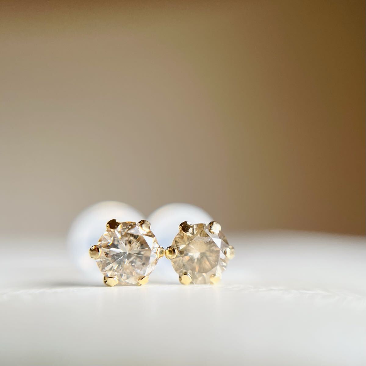 K18 18金　天然ダイヤモンド　AAグレード 0.50ct ピアスdiamond 2_画像2