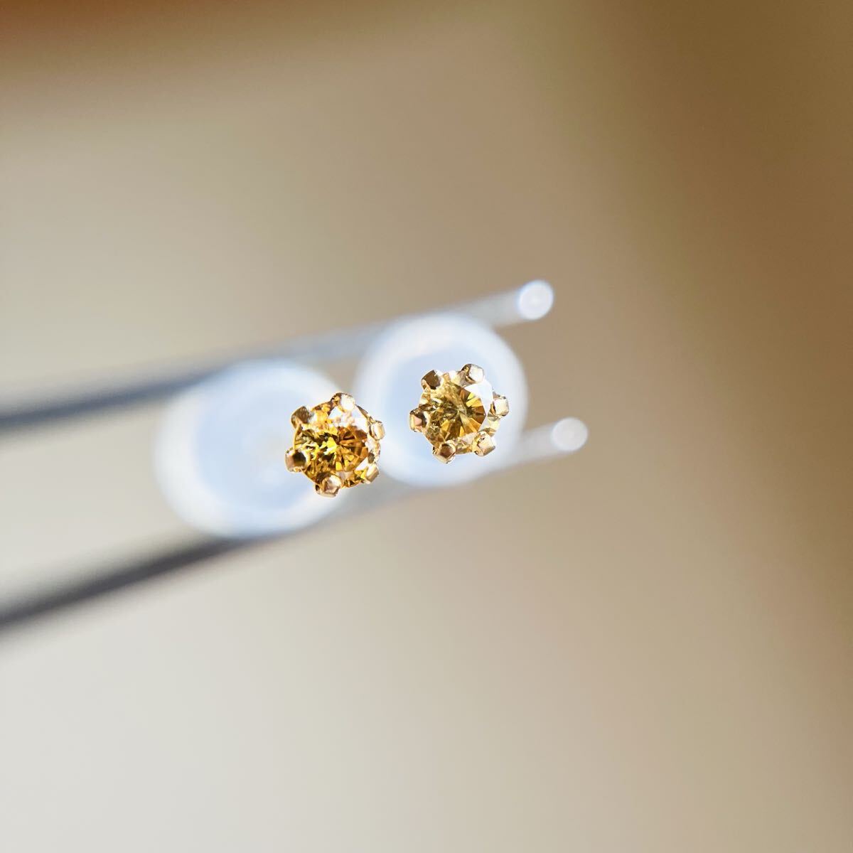 K18 18金イエローゴールド　天然ダイヤモンド0.12ct ピアス　diamond 2_画像4