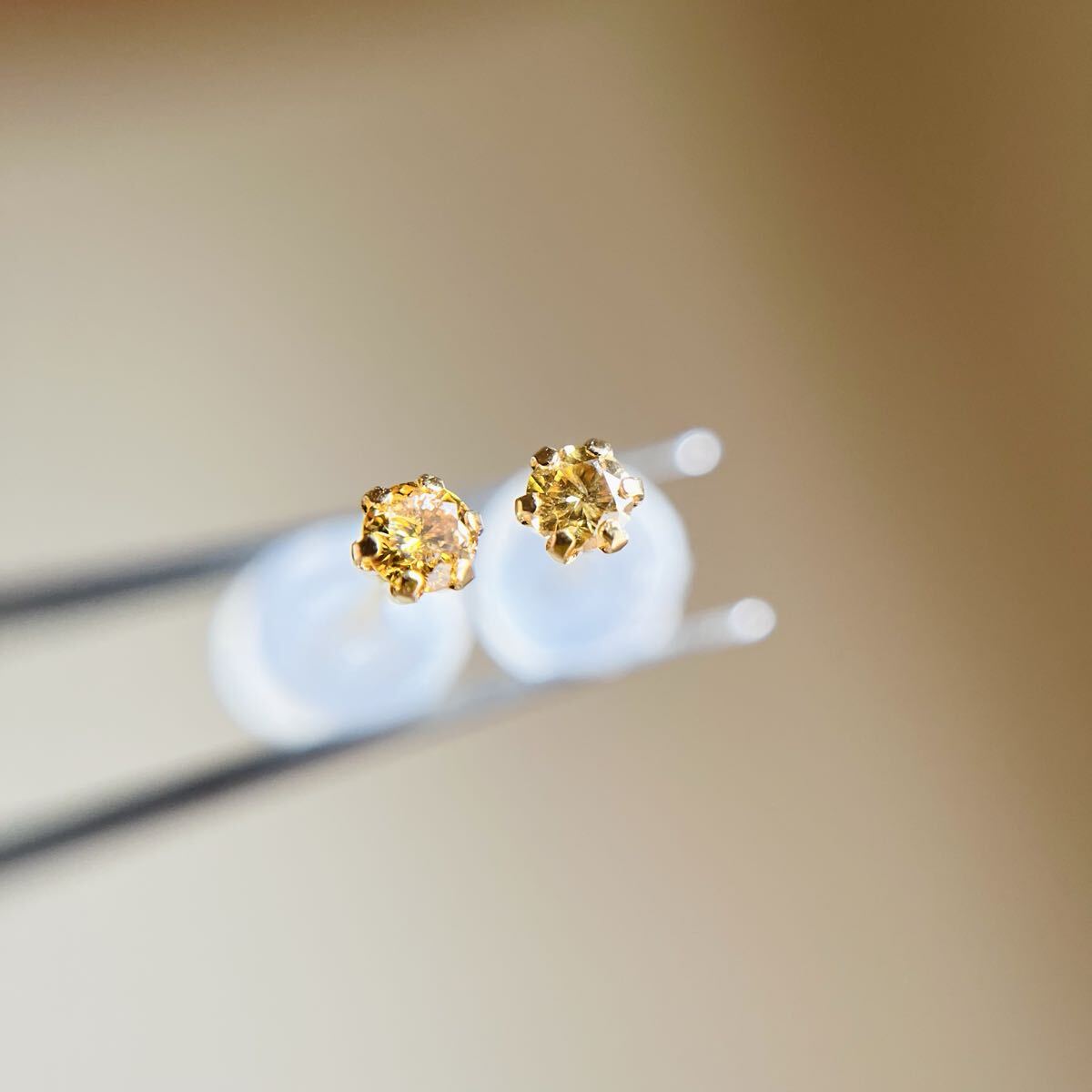 K18 18金イエローゴールド　天然ダイヤモンド0.12ct ピアス　diamond 2_画像5