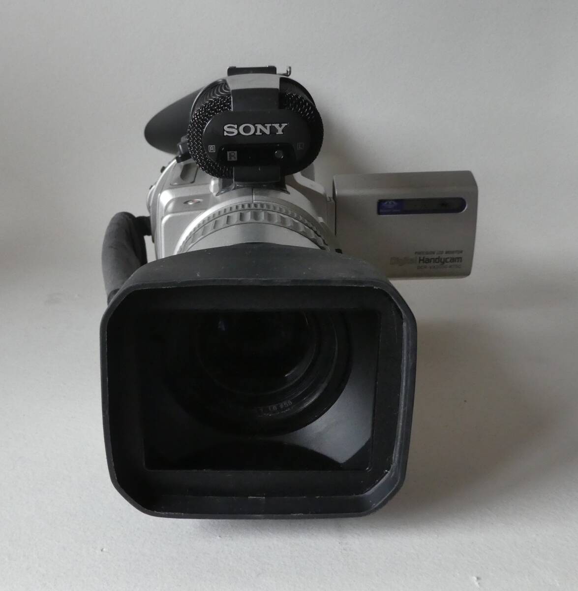 SONY　DCR-VX2000ジャンク品