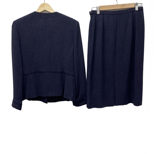 レリアン Leilian スカートスーツ - ダークネイビー レディース 肩パッド レディーススーツ_画像2