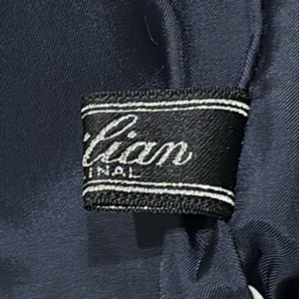 レリアン Leilian スカートスーツ - ネイビー レディース 美品 レディーススーツ_画像4