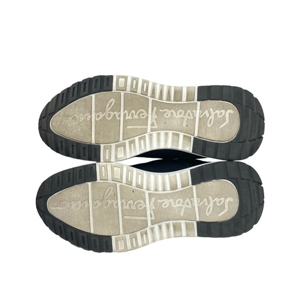  Salvatore Ferragamo FERRAGAMO/SalvatoreFerragamo спортивные туфли 7 C - кожа чёрный женский gun chi-ni обувь 