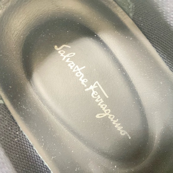  Salvatore Ferragamo FERRAGAMO/SalvatoreFerragamo спортивные туфли 7 C - кожа чёрный женский gun chi-ni обувь 