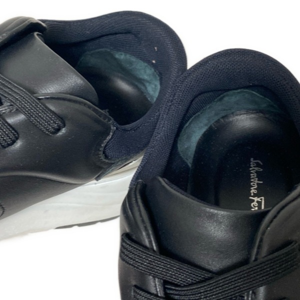  Salvatore Ferragamo FERRAGAMO/SalvatoreFerragamo спортивные туфли 7 C - кожа чёрный женский gun chi-ni обувь 