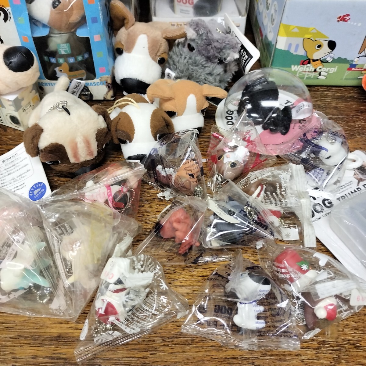 THEDOG まとめ売り　ぬいぐるみ　小物入れ　マスコット　キーホルダー　トランプ　貯金箱　マグ　クリスマスファイバーツリー