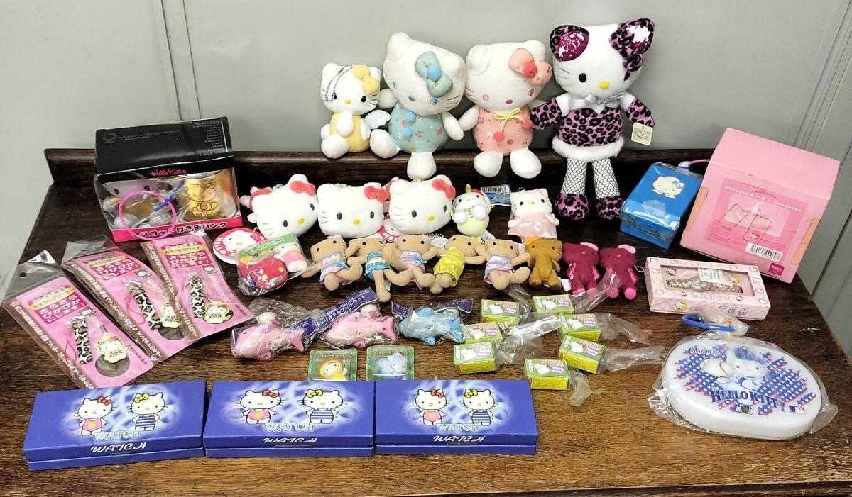 キティちゃん　グッズ　まとめ売り　ぬいぐるみ　ストラップ　キーホルダー　マスコット　時計　お弁當箱　日焼けキティ サンリオ　