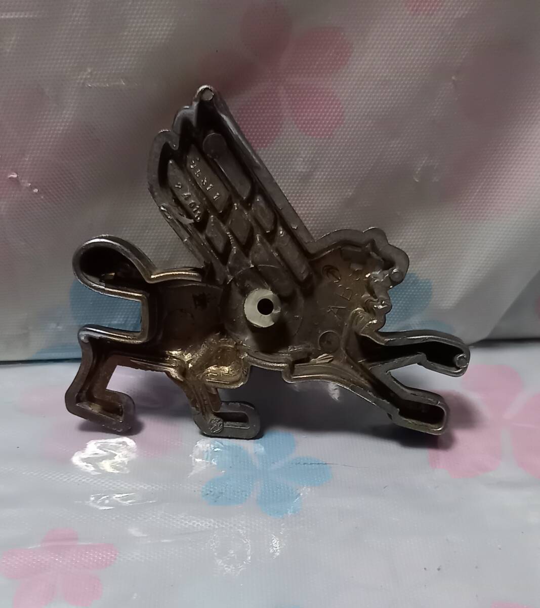 當(dāng)時(shí)物　トヨタ　ソアラ　エンブレム　中古品